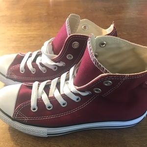 NWOT Maroon Converse All Stars